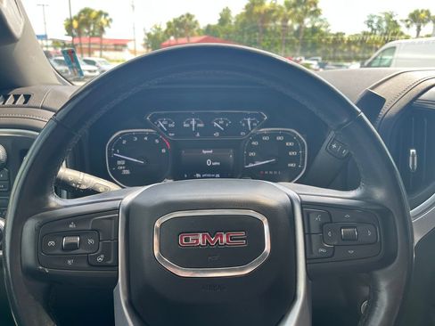 Used 2021 GMC Sierra 1500 SLE w/ X31 Off-Road Package AWD/4WD image 18