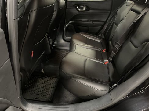 Used 2024 Jeep Compass Trailhawk w/ Trailhawk Elite Group image 11