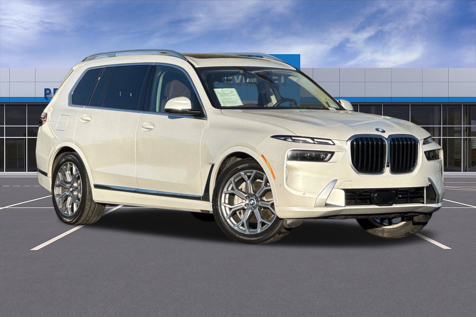 Used 2024 BMW X7 xDrive40i AWD/4WD image 2