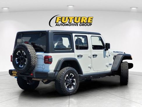 Used 2024 Jeep Wrangler Unlimited Rubicon 4xe AWD/4WD image 4