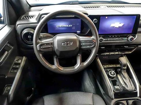 Certified 2024 Chevrolet Colorado Trail Boss w/ Technology Package AWD/4WD image 16