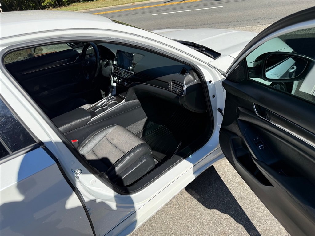 Used 2022 Honda Accord Sport image 14