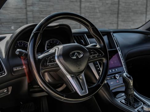 Used 2017 INFINITI Q60 3.0t w/ Cargo Package RWD image 20