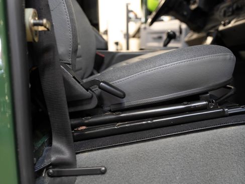 Used 1997 Land Rover Defender 90 image 77