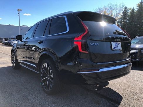 New 2026 Volvo XC90 B6 Plus w/ Protection Package Premier image 4