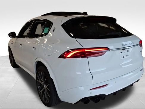 Used 2023 Maserati Grecale Modena image 14