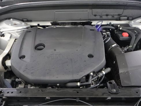 Used 2022 Volvo XC60 B6 Inscription w/ Climate Package image 23