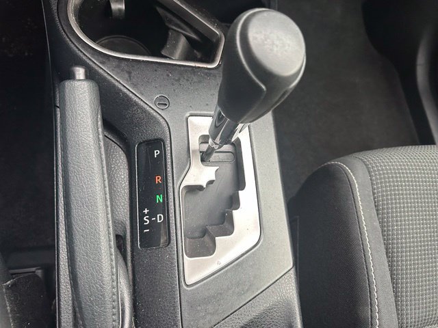 Used 2017 Toyota RAV4 XLE AWD/4WD image 26