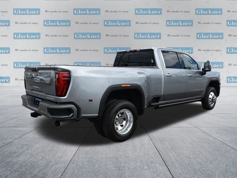 Used 2024 GMC Sierra 3500 Denali Ultimate AWD/4WD image 6