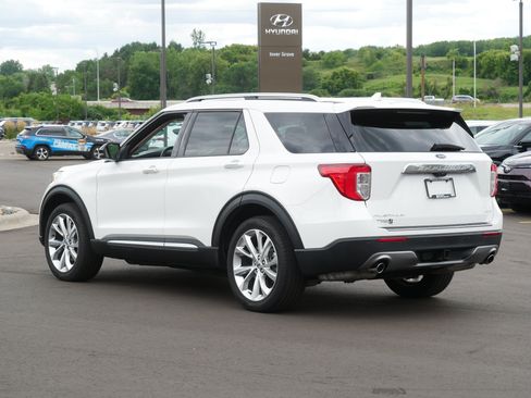 Used 2023 Ford Explorer Platinum w/ Class IV Trailer Tow Package AWD/4WD image 8