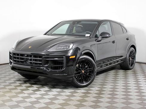 Certified 2026 Porsche Cayenne Coupe image 1