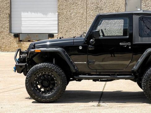 Used 2014 Jeep Wrangler Sport AWD/4WD image 16