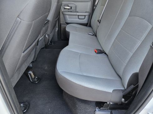 Used 2024 RAM 1500 Classic SLT image 9