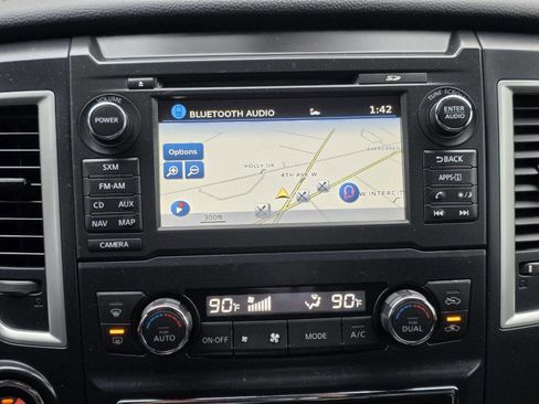 Used 2018 Nissan Titan SL w/ Midnight Edition image 60