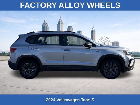 Used 2024 Volkswagen Taos S image 6