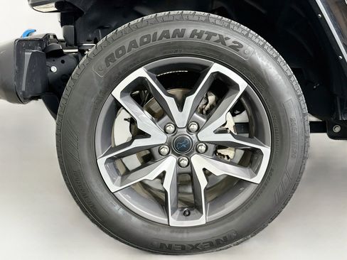 Used 2024 Jeep Wrangler Unlimited w/ Technology Group AWD/4WD image 11