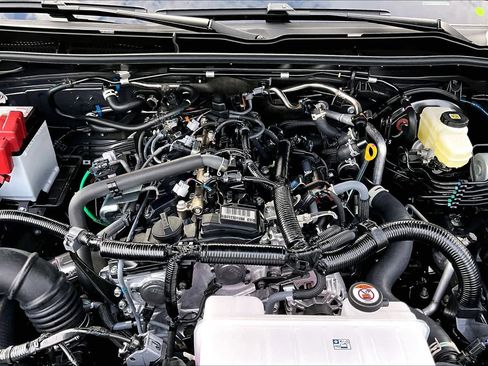 Used 2025 Toyota 4Runner SR5 image 33