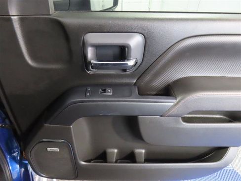 Used 2017 GMC Sierra 1500 SLT w/ All Terrain X Package AWD/4WD image 32