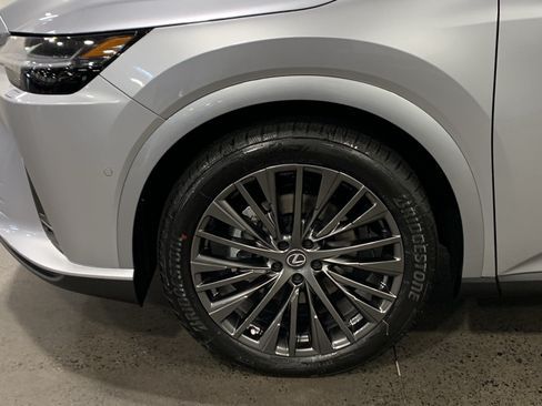 Used 2025 Lexus RX 350 w/ Convenience Package AWD/4WD image 13
