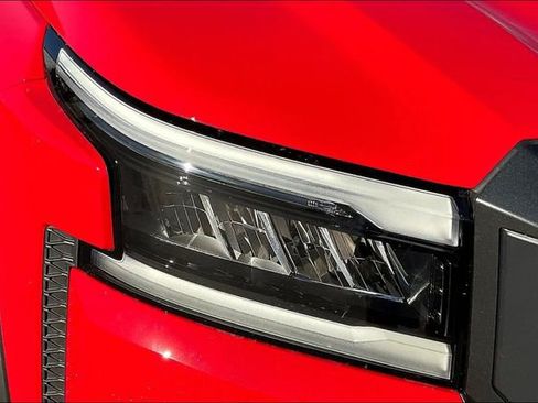 New 2026 Nissan Frontier PRO-4X w/ Tow Package AWD/4WD image 10