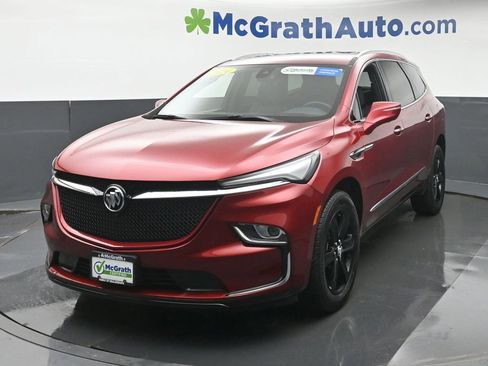 Used 2024 Buick Enclave Essence w/ Sport Touring Edition AWD/4WD image 16