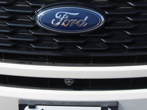 Used 2019 Ford Explorer Sport w/ Equipment Group 401A AWD/4WD image 11