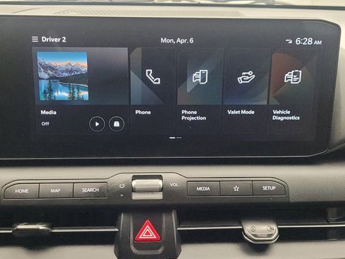 Used 2025 Kia K4 LX image 25