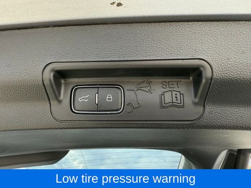 Used 2023 Ford Explorer XLT w/ Equipment Group 202A image 37