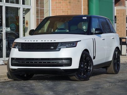 New 2025 Land Rover Range Rover SE