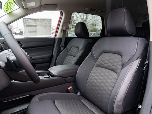 New 2026 Nissan Pathfinder SV AWD/4WD image 21