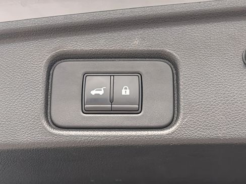 Used 2024 Nissan Pathfinder Platinum w/ Cargo Package AWD/4WD image 28