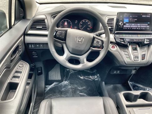 New 2026 Honda Odyssey EX-L image 11