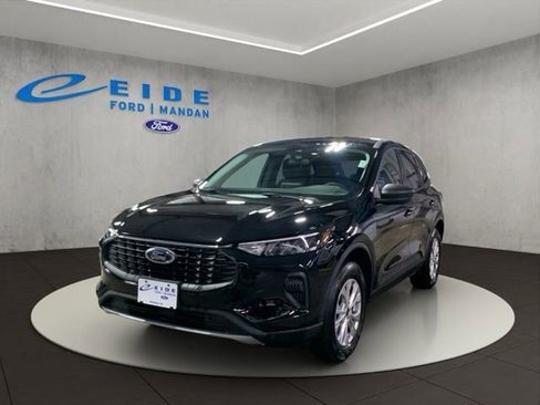 New 2026 Ford Escape Active w/ Cold Weather Package image 2