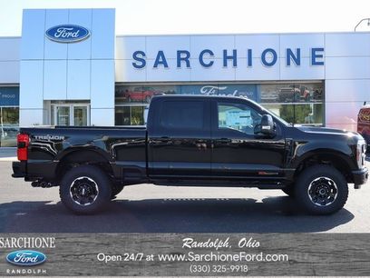 New 2026 Ford F250 Platinum w/ Tremor Off-Road Package