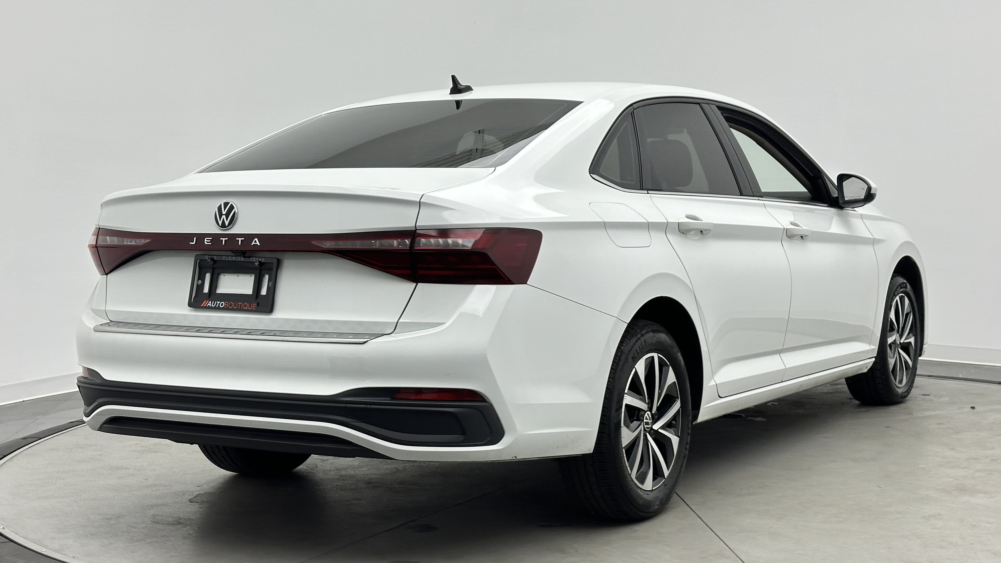 Used 2025 Volkswagen Jetta S FWD image 7
