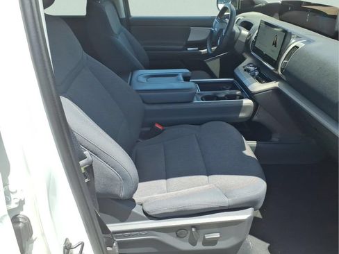 Used 2025 Ford Expedition Max Active RWD image 11