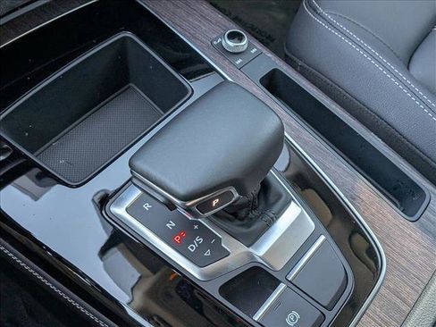 Used 2023 Audi Q5 2.0T Premium Plus w/ Premium Plus Package image 12