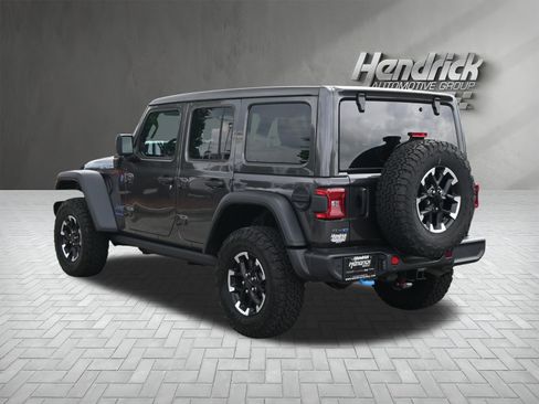 Used 2025 Jeep Wrangler Unlimited Rubicon 4xe w/ Safety Group AWD/4WD image 7