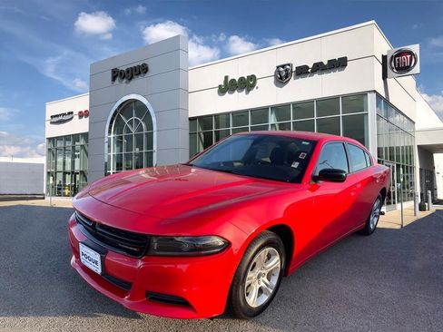 Used 2023 Dodge Charger SXT image 4