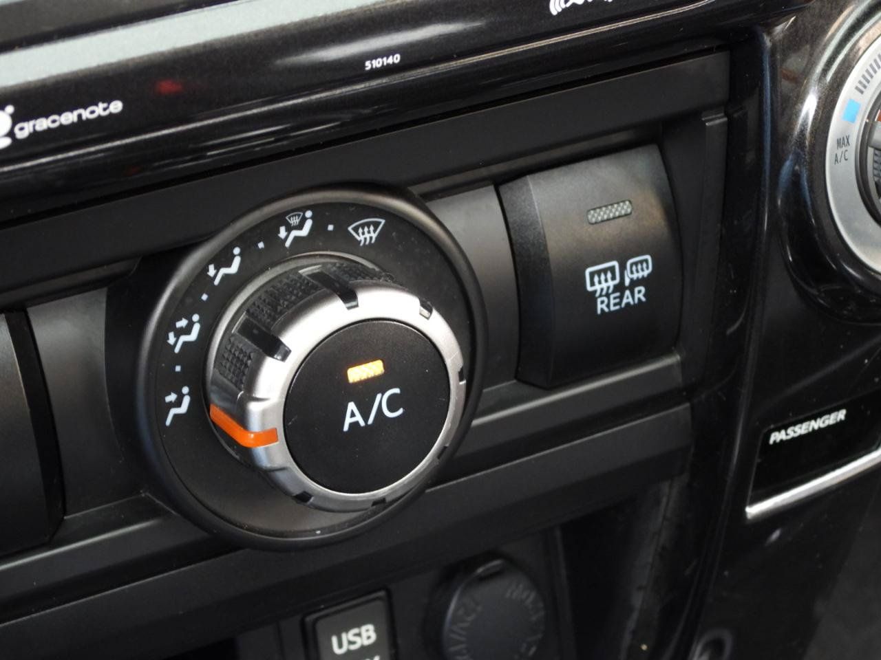 Used 2018 Toyota 4Runner TRD Off-Road Premium AWD/4WD image 98