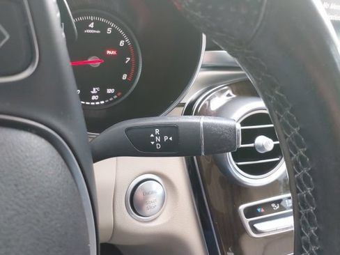 Used 2017 Mercedes-Benz GLC 300 4MATIC image 22