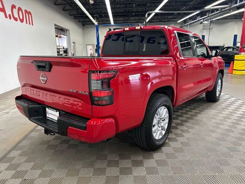 Used 2022 Nissan Frontier SV AWD/4WD image 7