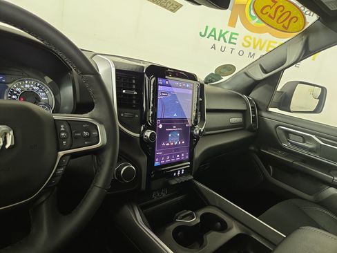 Used 2025 RAM 1500 Big Horn AWD/4WD image 26