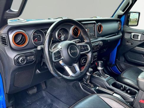 Used 2021 Jeep Gladiator Mojave AWD/4WD image 14