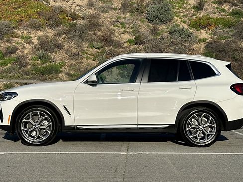 Used 2024 BMW X3 xDrive30i w/ Premium Package w/ZPA image 9
