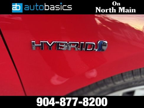 Used 2015 Toyota Prius C Two image 6