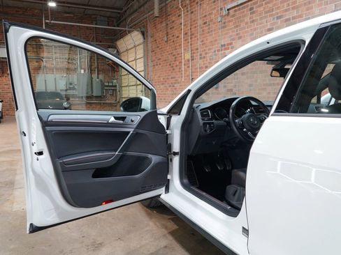 Used 2018 Volkswagen GTI SE w/ SE Leather Package FWD image 36