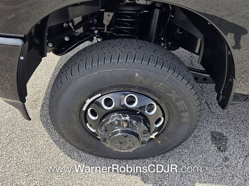 New 2026 RAM 3500 Big Horn AWD/4WD image 19