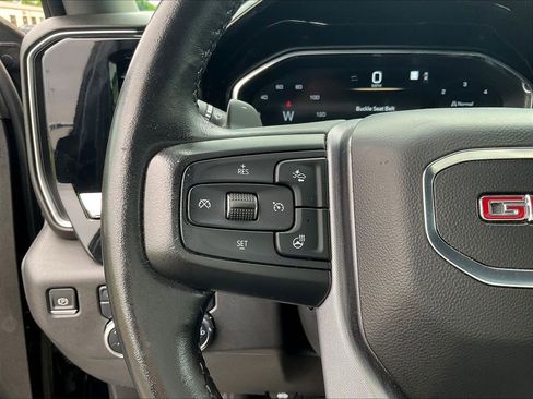 Used 2022 GMC Sierra 1500 SLT w/ SLT Premium Plus Package AWD/4WD image 30
