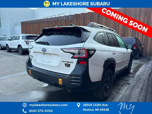 Used 2025 Subaru Outback Wilderness AWD/4WD image 9